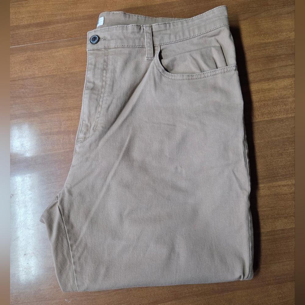 Goodthreads Men's Beige Athletic Khaki‎ Pants 38Wx34L
